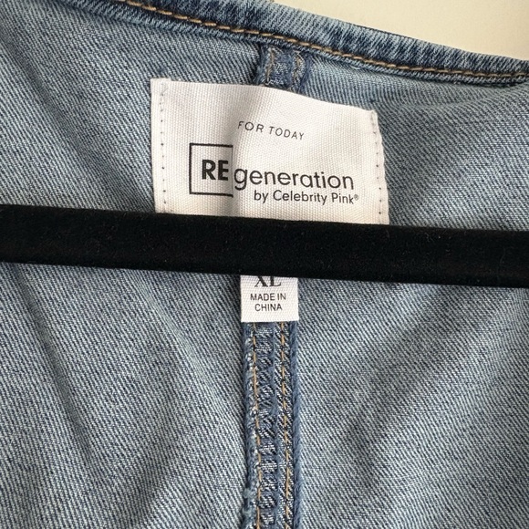 New with tags Denim Button-Up Vest - Picture 3 of 5